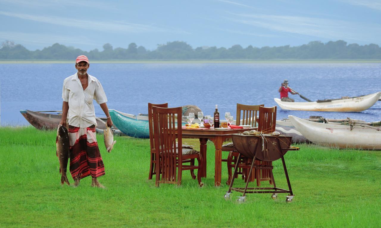 Pharo Lake Polonnâruvâ Extérieur photo
